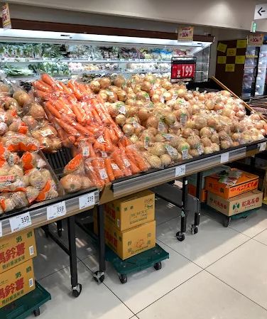 スーパー　西友下高井戸店（スーパー）まで604m