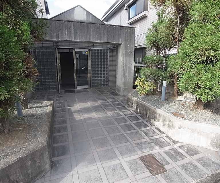 エントランス　建物入口