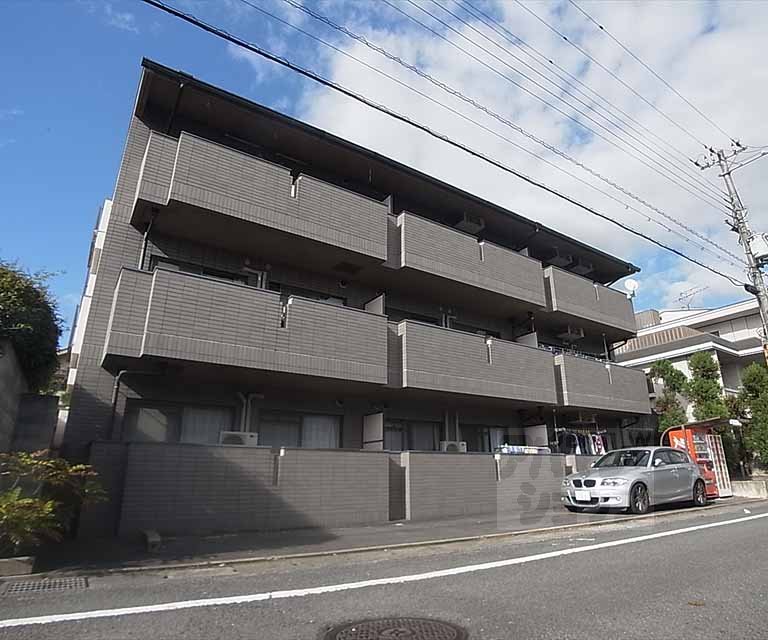 建物外観　西賀茂のお部屋探しはアパマンショップ北大路店です。