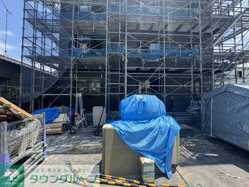 エントランス　駐車場
