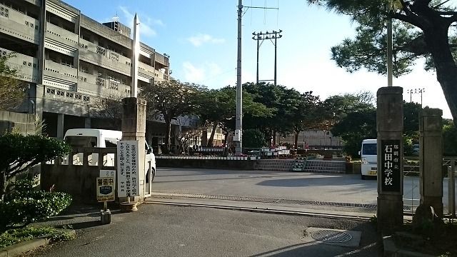 中学校　石田中学校（中学校）まで400m