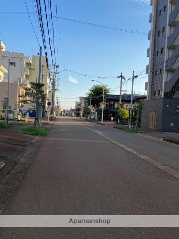その他　前面道路（その他）まで0m