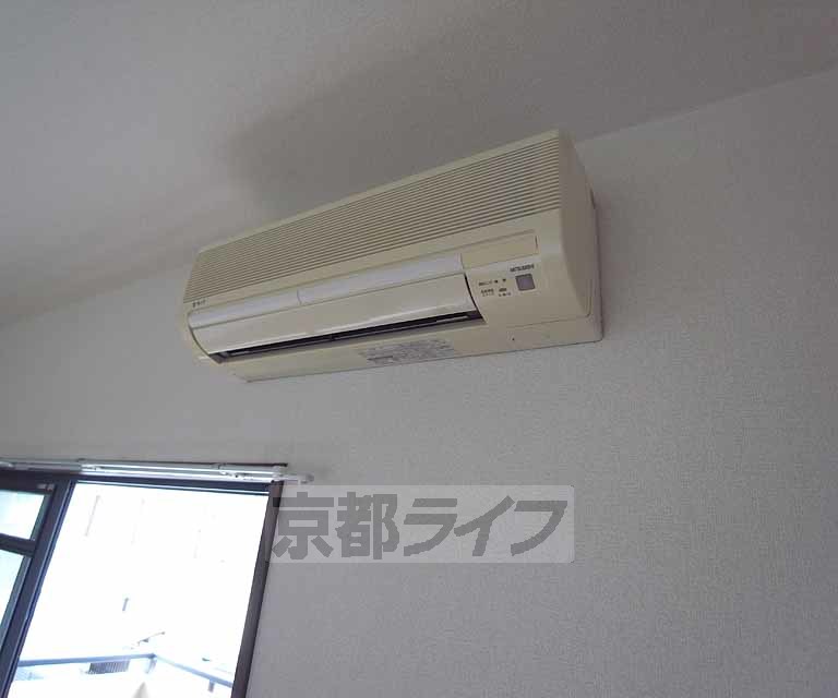 その他設備　エアコンあります。