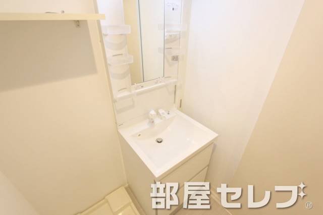洗面設備　きれいな独立洗面所です。（イメージ写真）