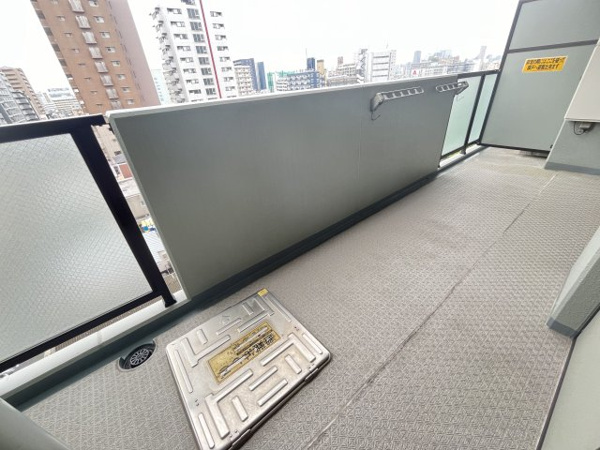 バルコニー　広々としたバルコニーです