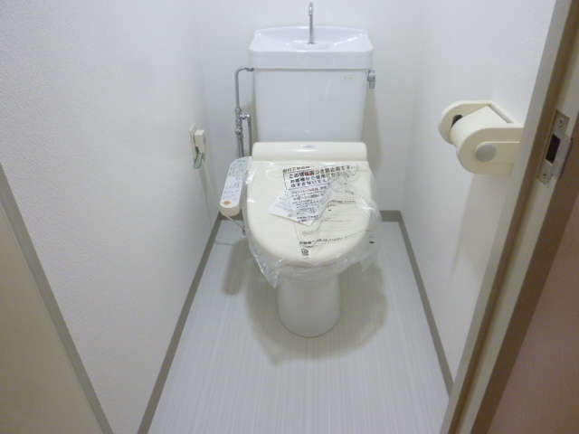 トイレ　同物件別室写真