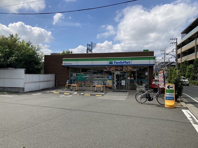 コンビニ　ファミリーマート大泉学園駅北店（コンビニ）まで189m