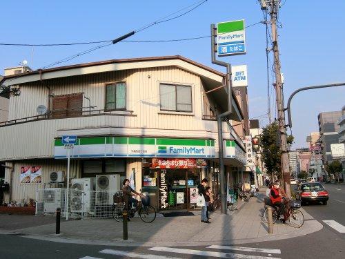 コンビニ　ファミリーマート 今福西四丁目店（コンビニ）まで236m