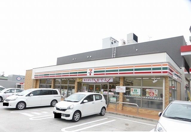 コンビニ　セブンイレブン上福岡町店様（コンビニ）まで240m