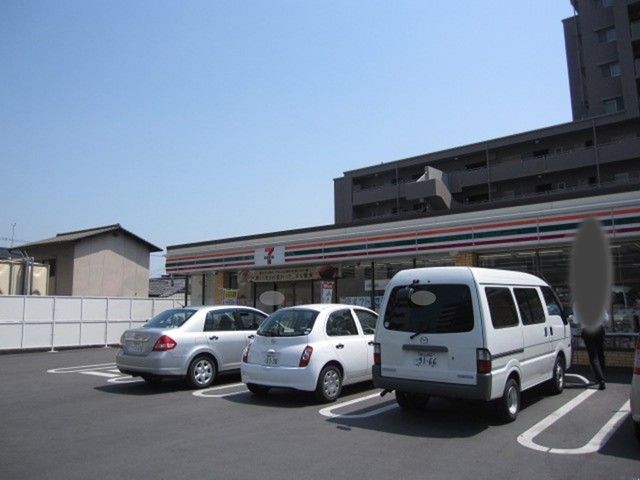 コンビニ　セブンイレブン倉敷老松３丁目店（コンビニ）まで260m