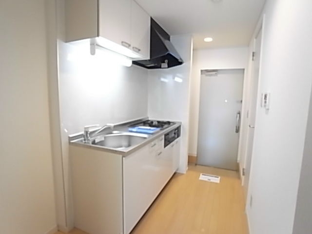 キッチン　同一物件参考写真