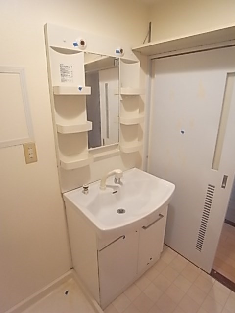 洗面設備　広い洗面スペース