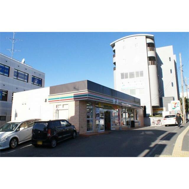 コンビニ　セブンイレブン　厚木愛甲石田駅前店（コンビニ）まで642m