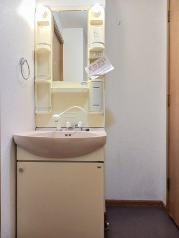 洗面設備　広い洗面スペース