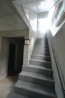 その他共有部分　スタイリッシュな共用階段
