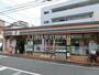 コンビニ　セブンイレブン足立柳原2丁目店（コンビニ）まで242m