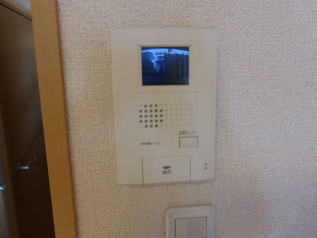 セキュリティ　急な訪問者をモニターで確認出来る　ＴＶドアホン