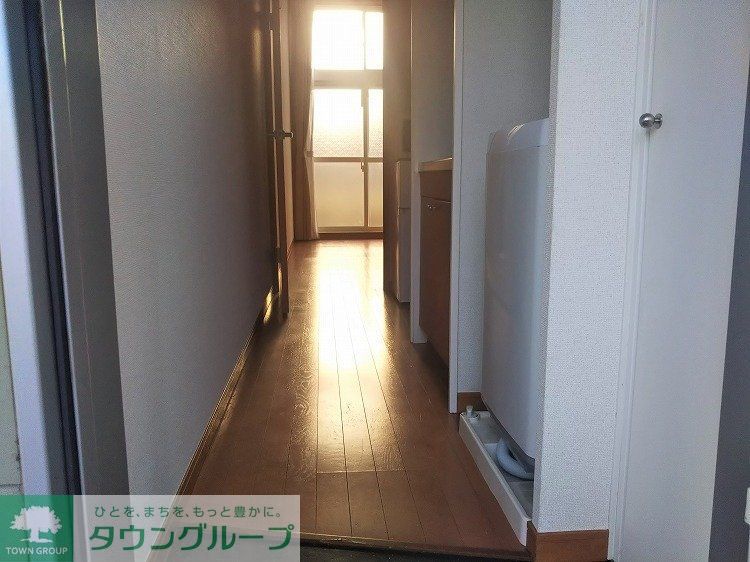 玄関　室内側から