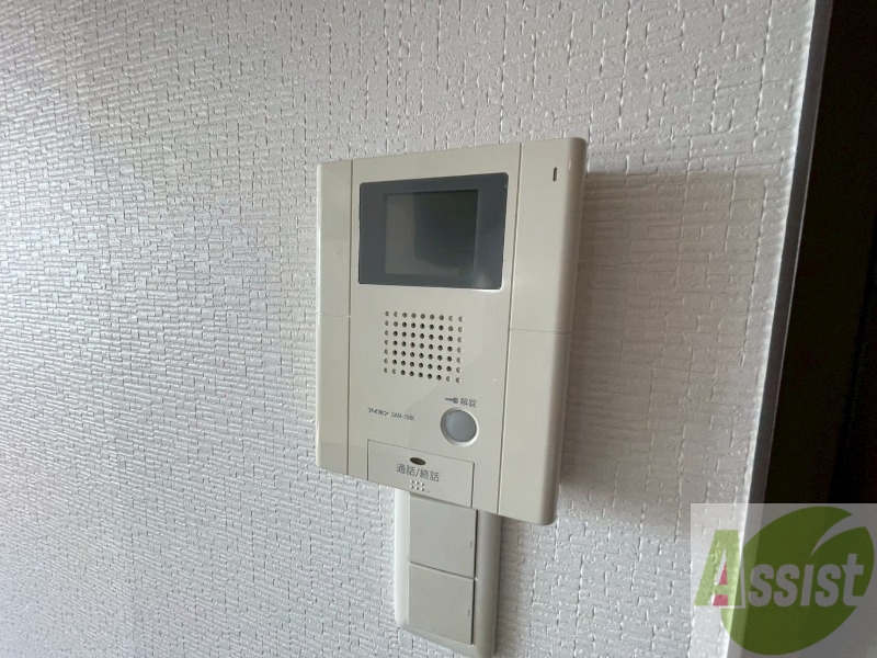 セキュリティ　ＴＶモニター付インターホンです。来客者の顔が見えるので安心！