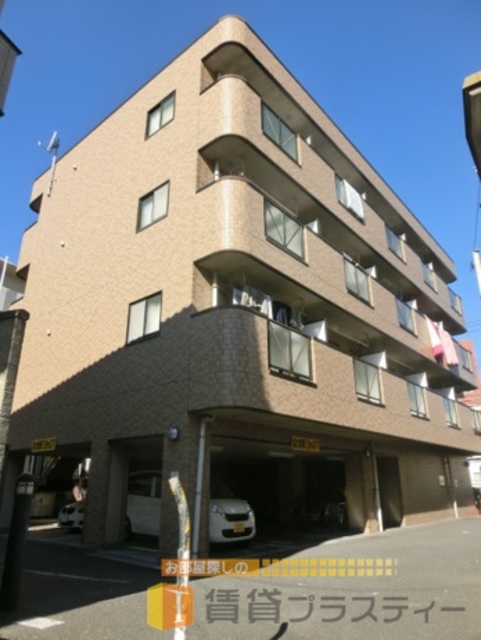 建物外観　朝日が差込む暖かい建物です。