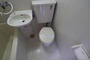 トイレ　こちらのおトイレで用を足してくださいね