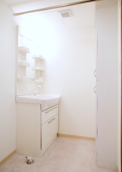 洗面設備　シャンプードレッサー完備しています♪