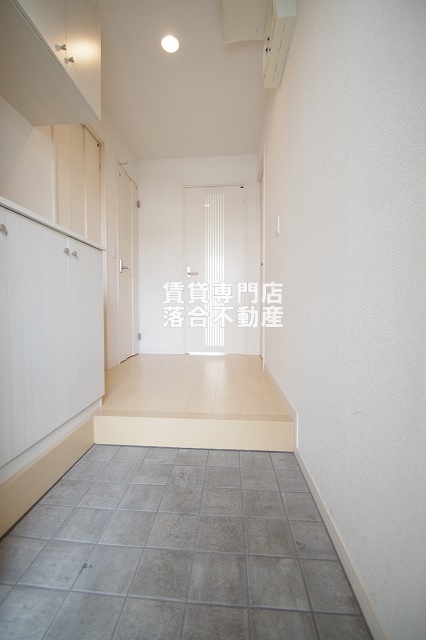 玄関　落ち着いた玄関