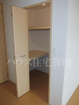 収納　クローゼット
