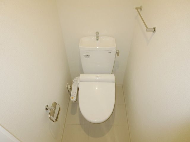 トイレ　★お部屋探しはタウンハウジング稲田堤店まで★