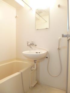 バス・シャワールーム　バス・トイレ別