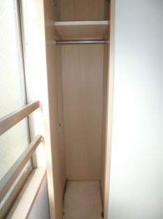 収納　クローゼット