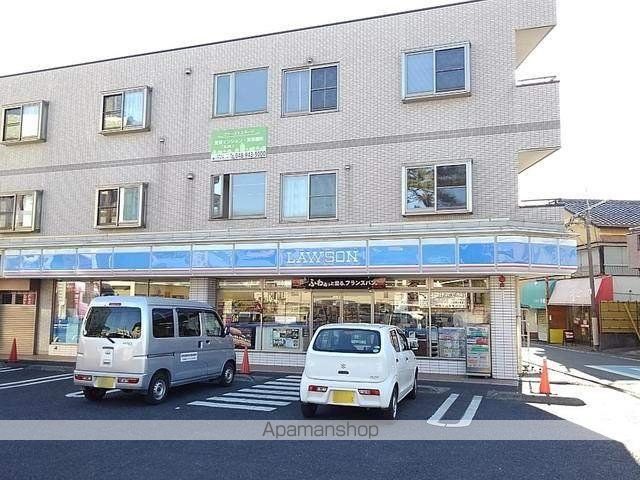 コンビニ　ローソン三郷戸ヶ崎五丁目店（コンビニ）まで800m