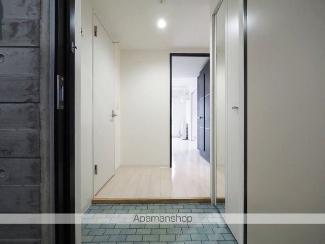 地下鉄東西線 円山公園駅 徒歩3分 4階建 築7年の玄関写真