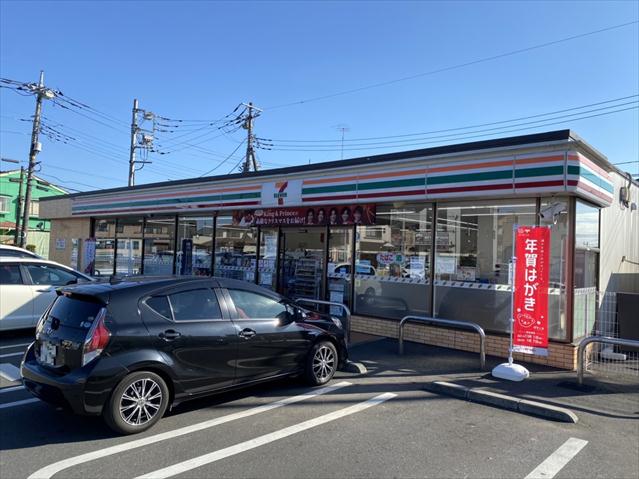 コンビニ　セブン－イレブンさいたま西遊馬店（コンビニ）まで920m