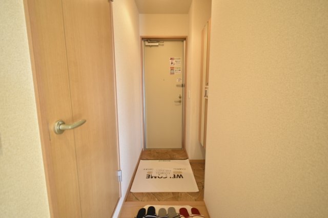 玄関　シンプルで使いやすい玄関です