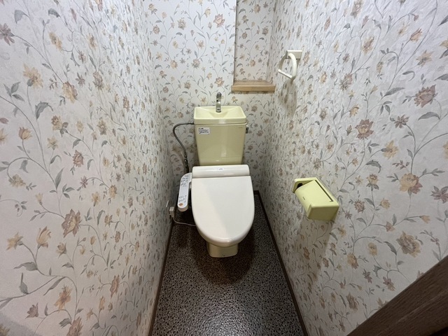 トイレ　別号室の写真