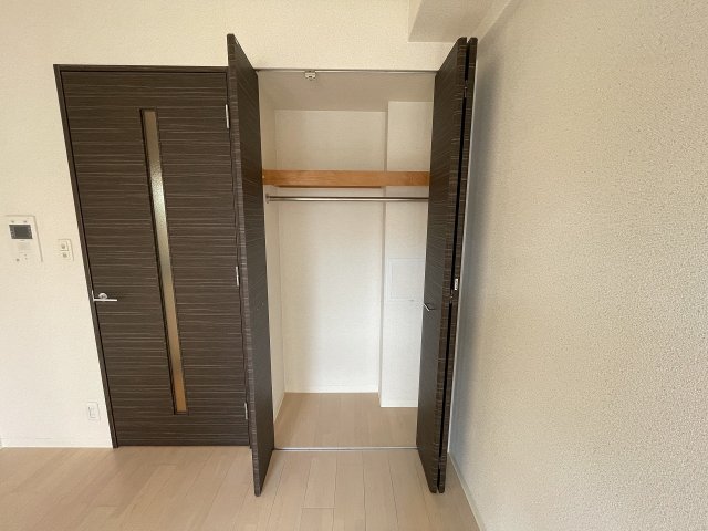 収納　モデル写真