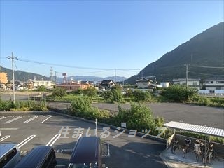 眺望　募集のお部屋（201号室）からの眺望（2020年時点）
