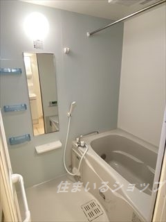 バス・シャワールーム　追い焚き・浴室暖房乾燥機あり