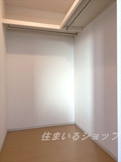収納　ウォークインクローゼット