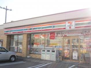 コンビニ　セブンイレブン札幌二十四軒3条1丁目店（コンビニ）まで294m