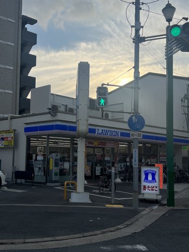 コンビニ　ローソン 城北公園通駅西店（コンビニ）まで584m