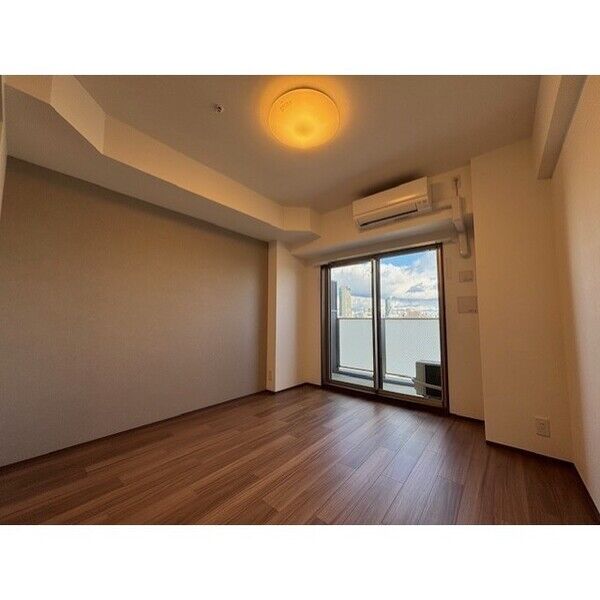 居室・リビング　※写真は同じマンションの違う部屋のものになります。