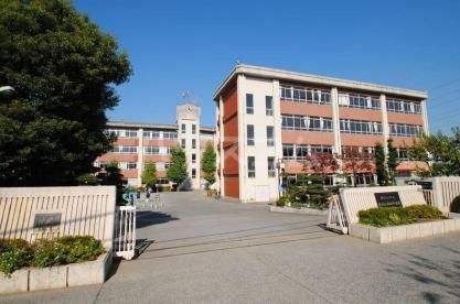 中学校　東村山市立東村山第四中学校（中学校）まで1459m