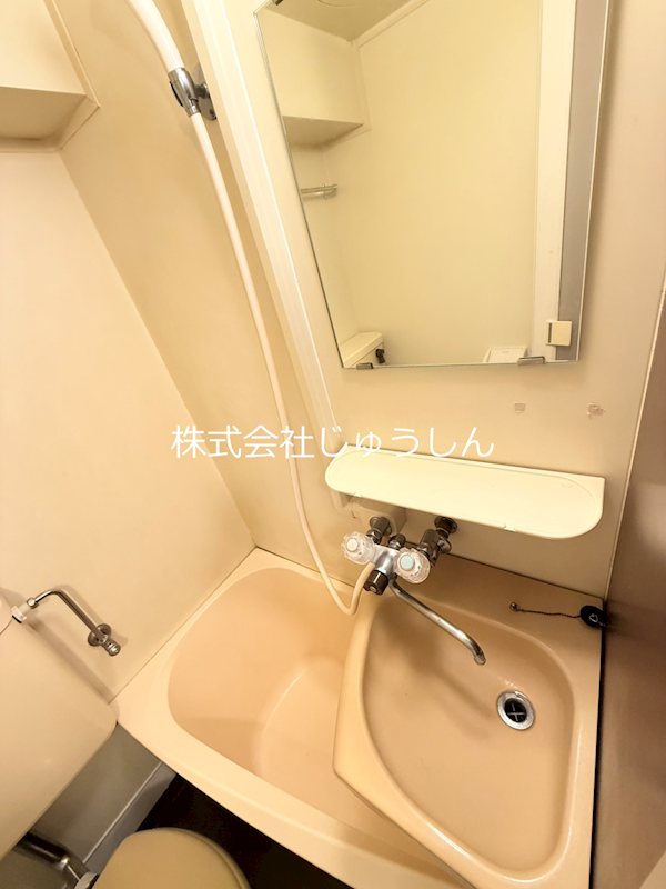 洗面設備　参考写真