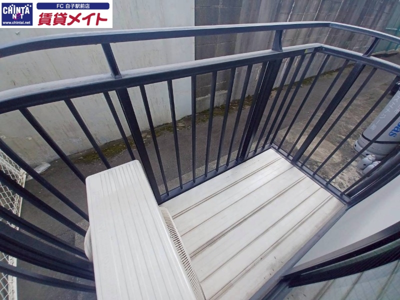 バルコニー　別部屋参照。現状優先になります。