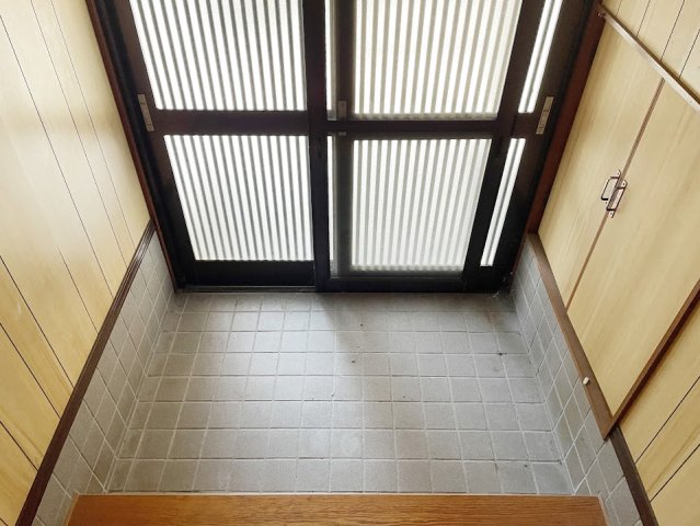 ＪＲ片町線 ＪＲ三山木駅 徒歩10分 2階建 築39年の玄関写真