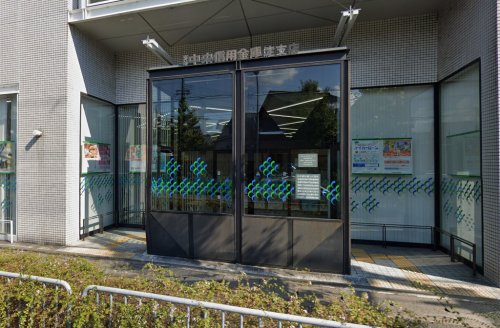 その他　京都中央信用金庫淀（その他）まで93m