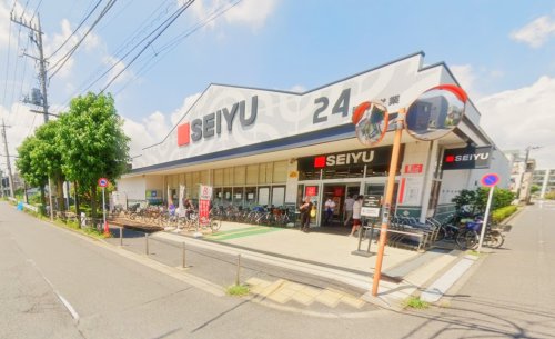 スーパー　西友 葛飾新宿店（スーパー）まで560m