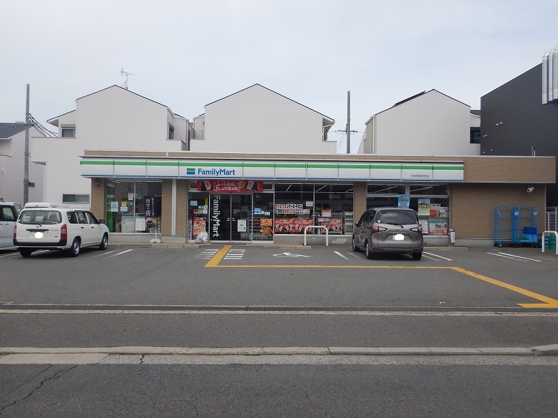 コンビニ　ファミリーマート 吉祥院東前田店（コンビニ）まで498m